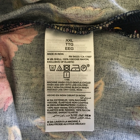 Old Navy Navy Blue Floral Satin Smocked Midi Slip Dress Sz XXL Floral Side Slit - Picture 13 of 15